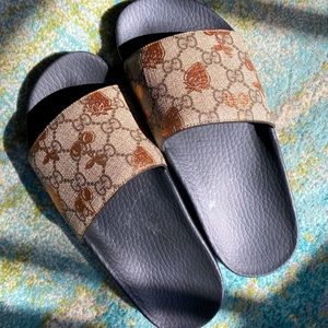 Gucci Berry slides sandals